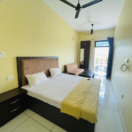 Bld Restaurant And Home Stay Dehradun Exterior photo