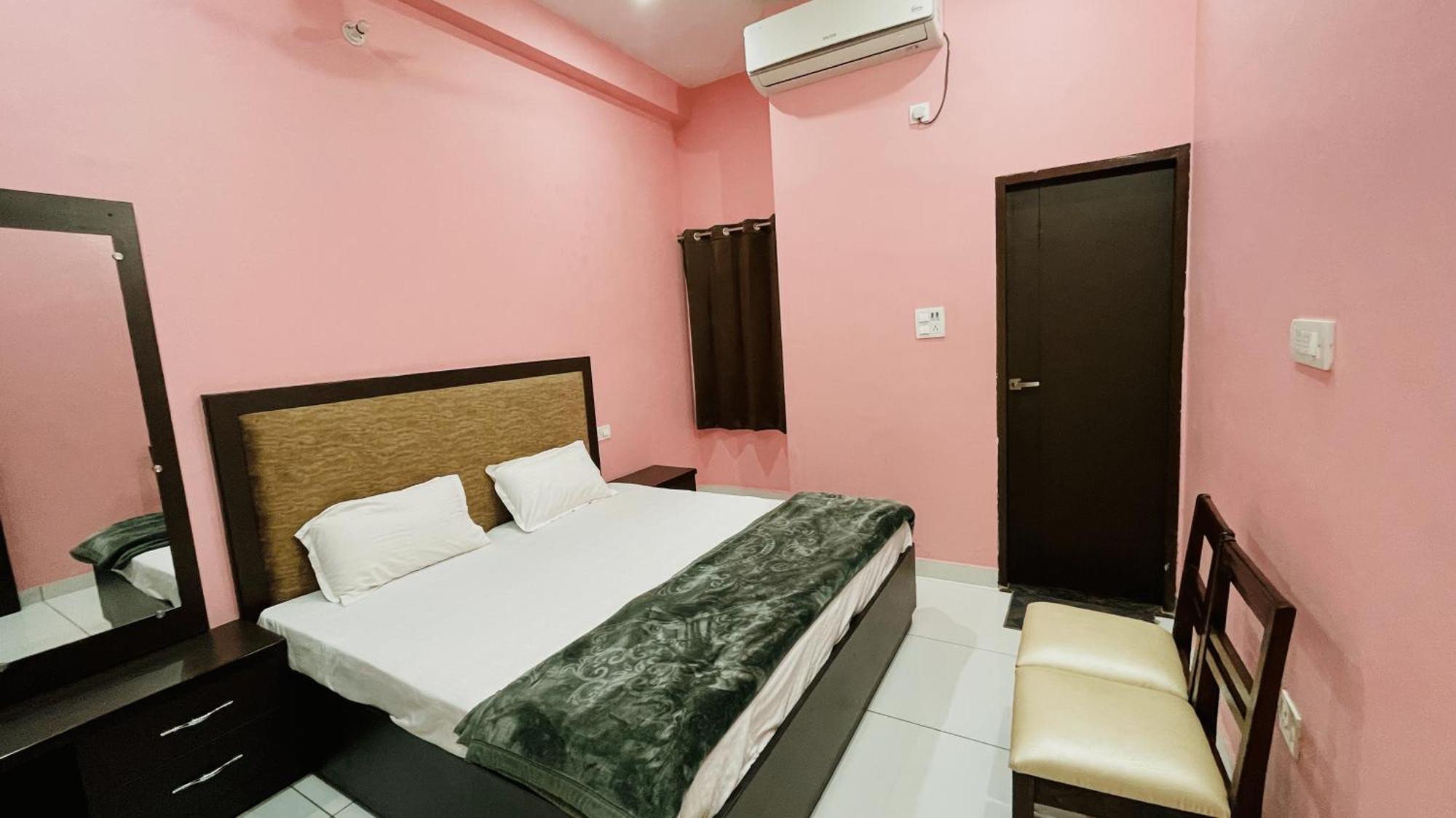 Bld Restaurant And Home Stay Dehradun Exterior photo